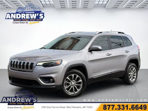 Used 2019 Jeep Cherokee Latitude Plus w/ Comfort/Convenience Group FWD image 1