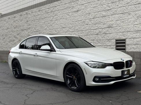 Used 2016 BMW 328i Sedan RWD image 17
