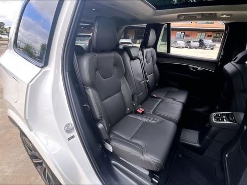 New 2026 Volvo XC90 T8 Ultra w/ Lounge Package AWD/4WD image 16