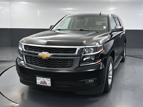 Used 2016 Chevrolet Tahoe LT w/ Luxury Package AWD/4WD image 12