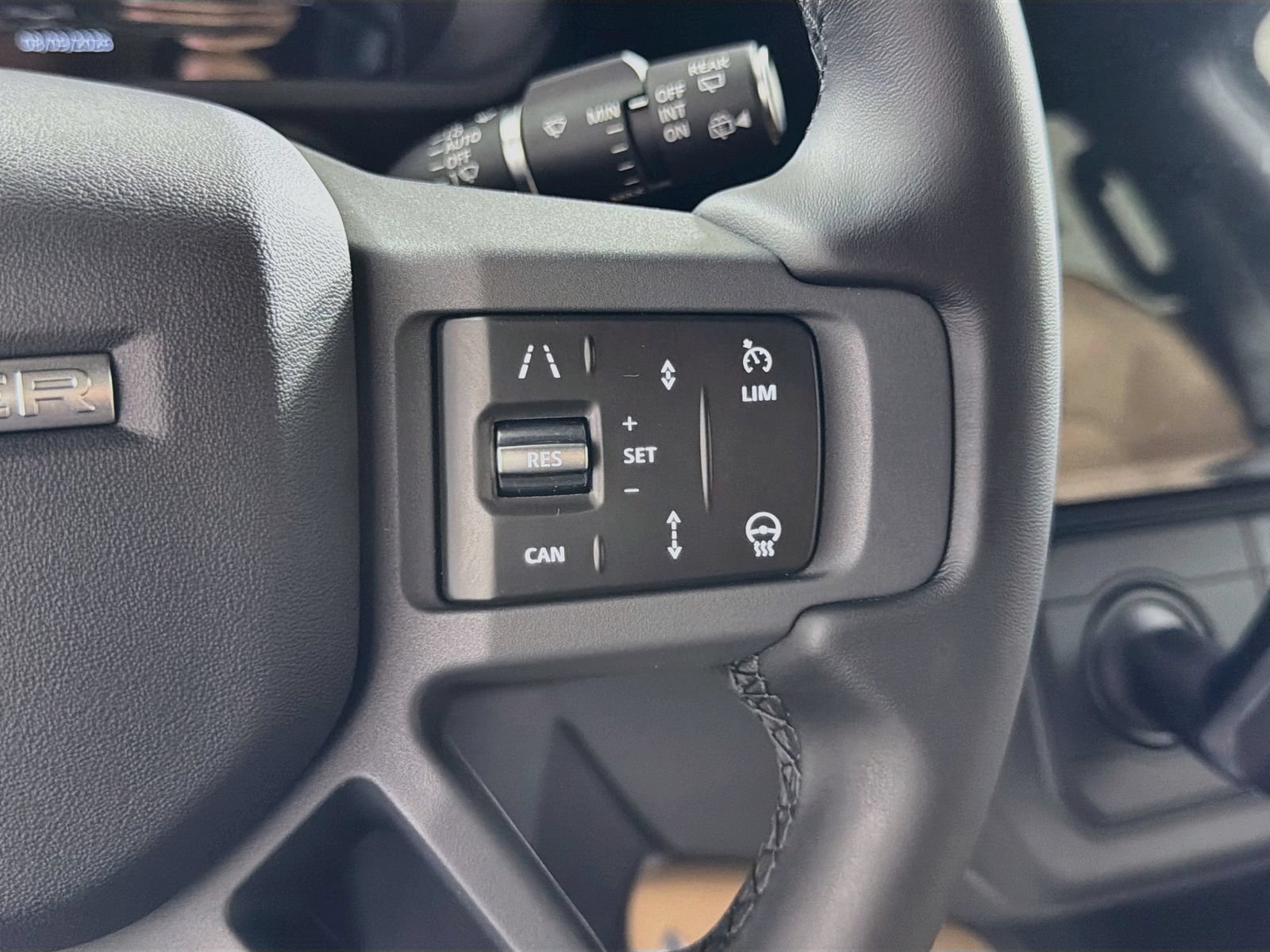 New 2026 Land Rover Defender 110 S AWD/4WD image 13