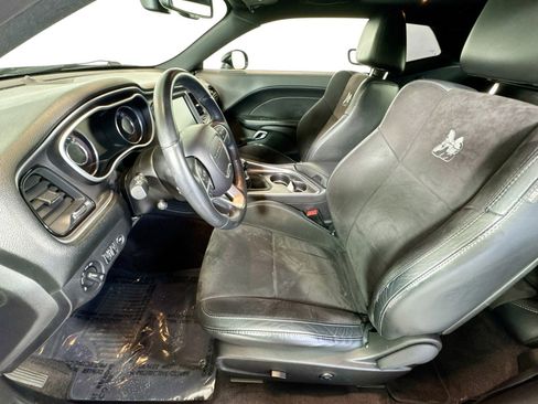 Used 2016 Dodge Challenger R/T Scat Pack w/ Leather Interior Group image 20