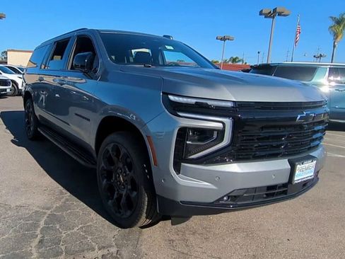 New 2026 Chevrolet Suburban RST image 62