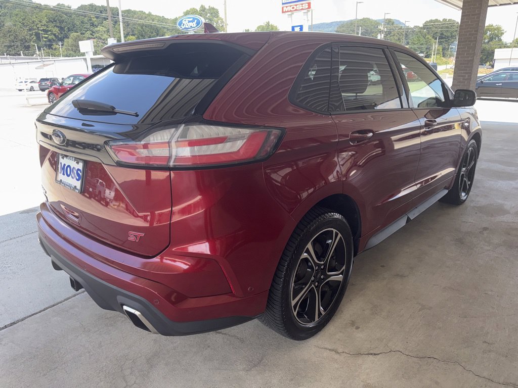 Used 2019 Ford Edge ST w/ Equipment Group 401A AWD/4WD image 5
