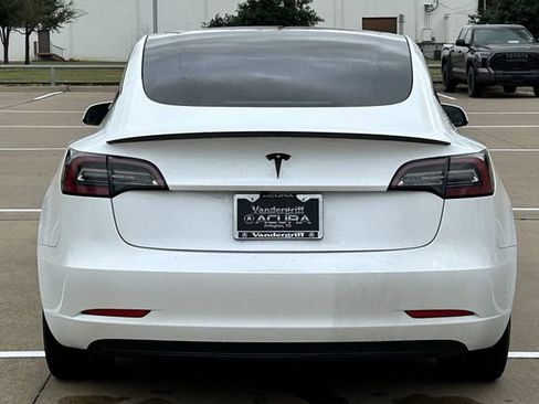 Used 2023 Tesla Model 3 Standard Range image 5