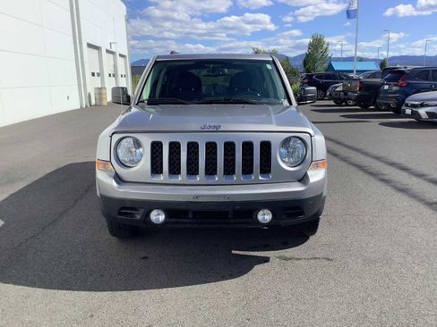 Used 2016 Jeep Patriot Sport w/ Power Value Group FWD image 9