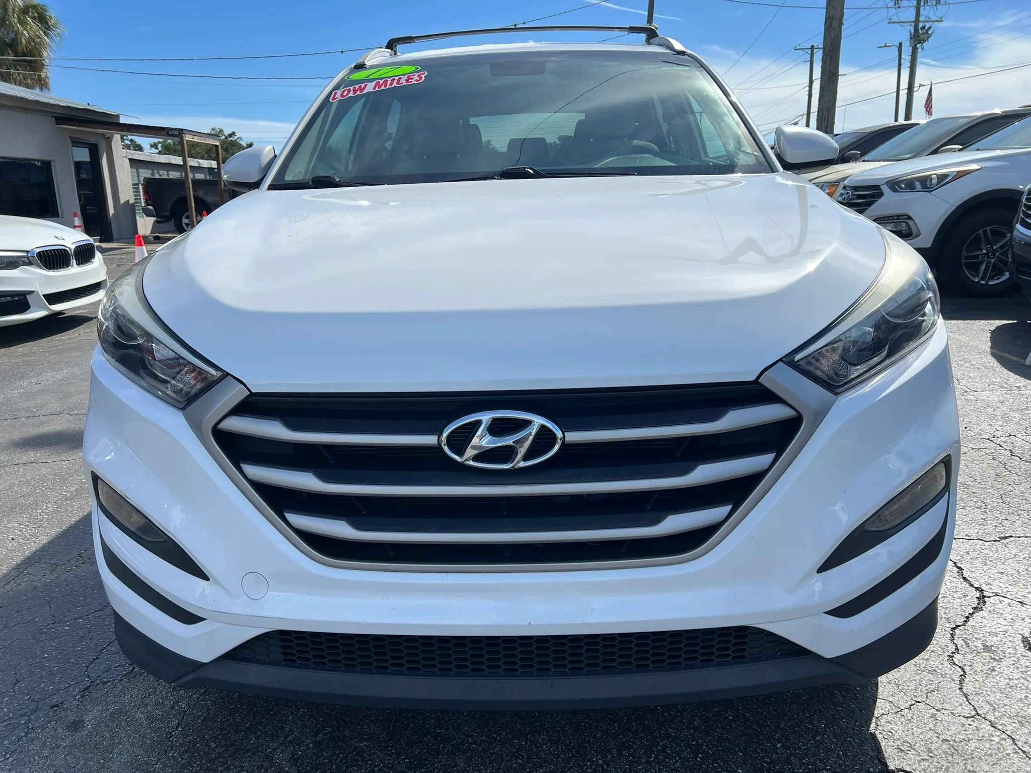 Used 2017 Hyundai Tucson SE w/ SE Popular Package 02 FWD image 3