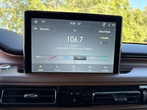 Certified 2023 Lincoln Aviator Reserve w/ Equipment Group 201A image 24