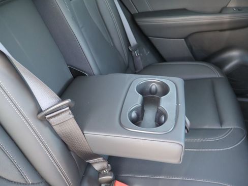 Used 2024 Buick Envision Preferred AWD/4WD image 12