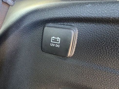 Used 2024 Jeep Grand Cherokee L Laredo AWD/4WD image 11