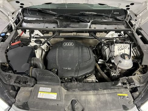 Used 2019 Audi Q5 2.0T Premium w/ Convenience Package AWD/4WD image 30