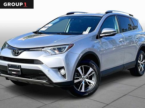 Used 2017 Toyota RAV4 XLE w/ Carpet Mat Package image 1