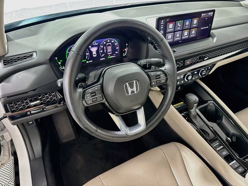 Used 2023 Honda Accord Touring image 23