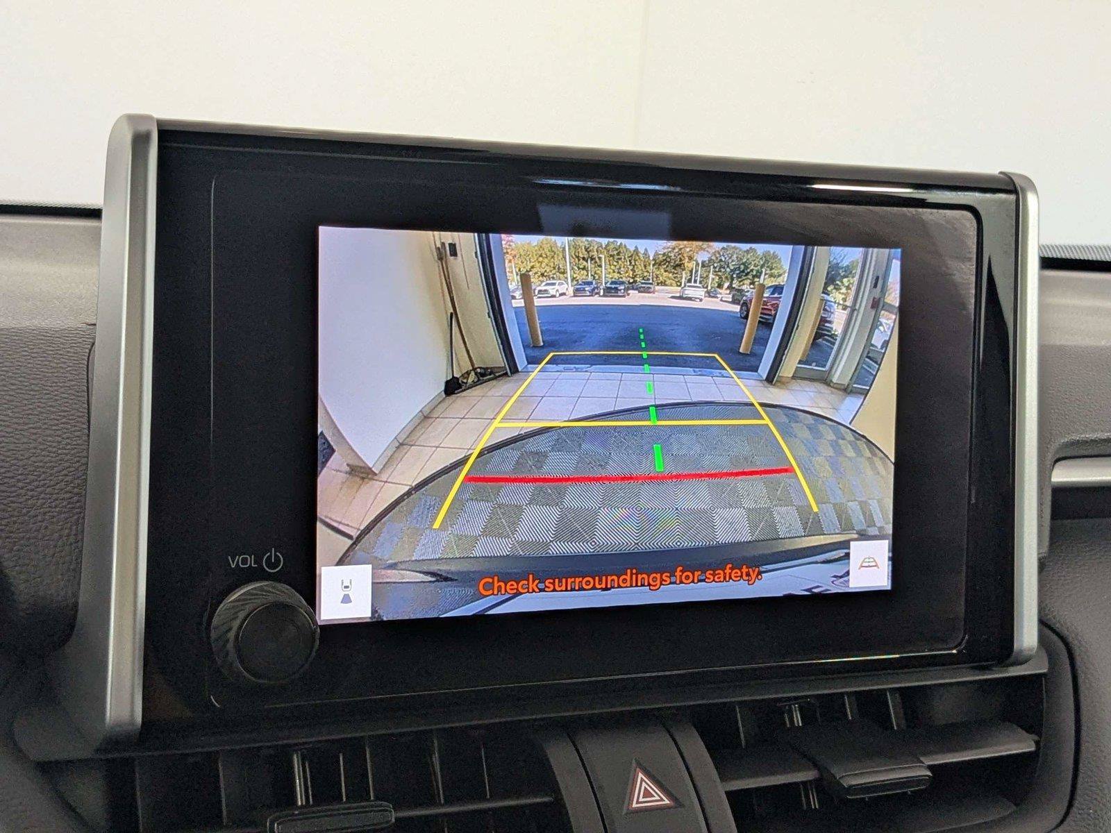 Used 2024 Toyota RAV4 XLE w/ Convenience Package FWD image 20