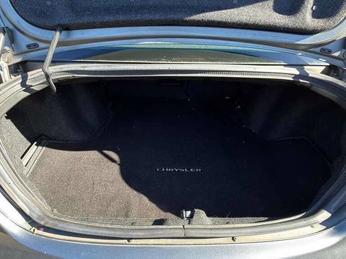 Used 2012 Chrysler 200 Touring image 19