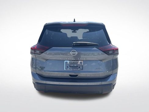 Used 2024 Nissan Rogue S AWD/4WD image 6