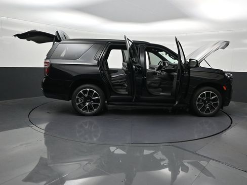 Used 2023 Chevrolet Tahoe RST w/ Luxury Package RWD image 32