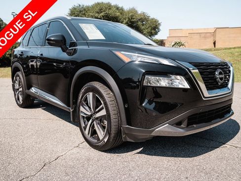 Used 2023 Nissan Rogue SL w/ SL Premium Package FWD image 10