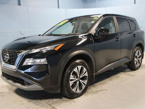 Used 2023 Nissan Rogue SV image 24