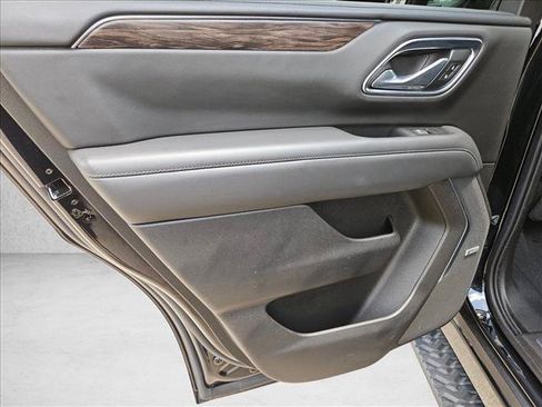 Used 2021 Chevrolet Tahoe Z71 AWD/4WD image 13