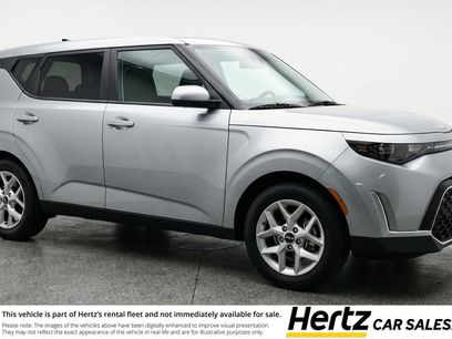 Used 2025 Kia Soul LX w/ LX Technology Package