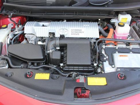 Used 2012 Toyota Prius V Three w/ Preferred Accessory Pkg FWD image 41