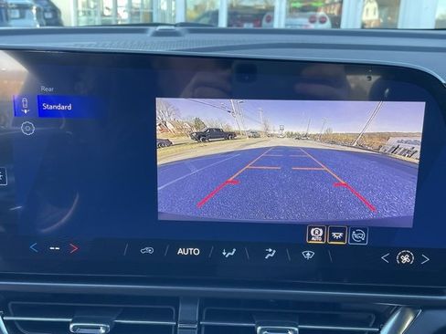 New 2026 Chevrolet Equinox EV LT image 22