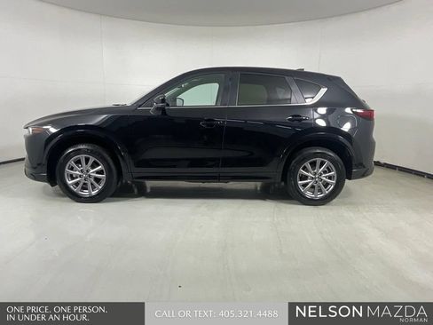 Used 2025 MAZDA CX-5 AWD 2.5 S w/ Preferred Package image 9