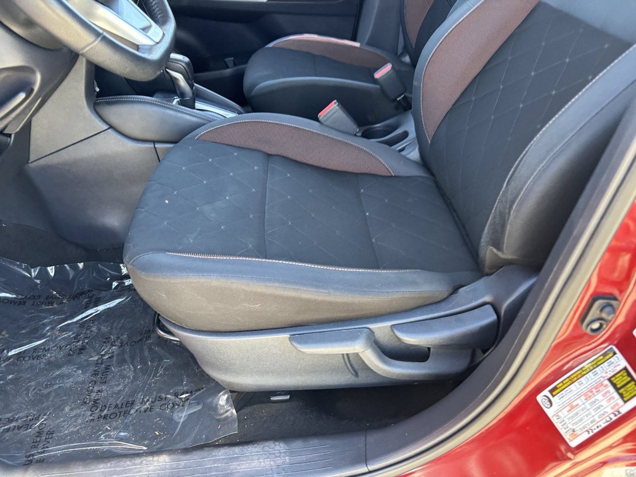 Used 2020 Nissan Kicks SR FWD image 18