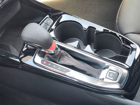 New 2026 Chevrolet Trax RS w/ Sunroof Package FWD image 19
