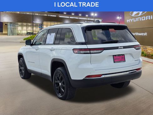 Used 2025 Jeep Grand Cherokee Limited image 9