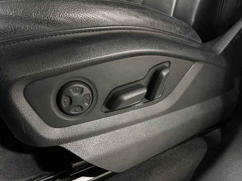 Used 2018 Audi Q7 3.0T Premium Plus w/ Premium Plus Package image 17