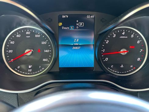 Used 2021 Mercedes-Benz GLC 300 4MATIC image 20