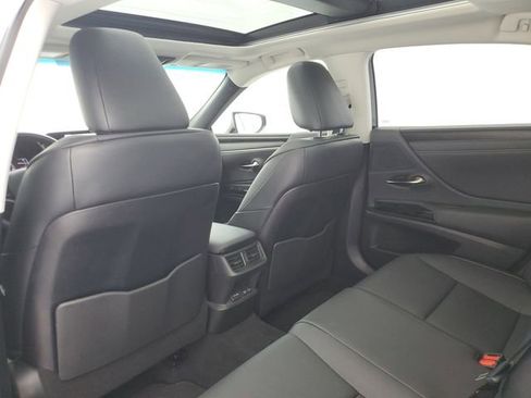 Used 2024 Lexus ES 350 w/ Premium Package image 14