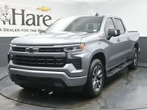 Used 2025 Chevrolet Silverado 1500 RST AWD/4WD image 7