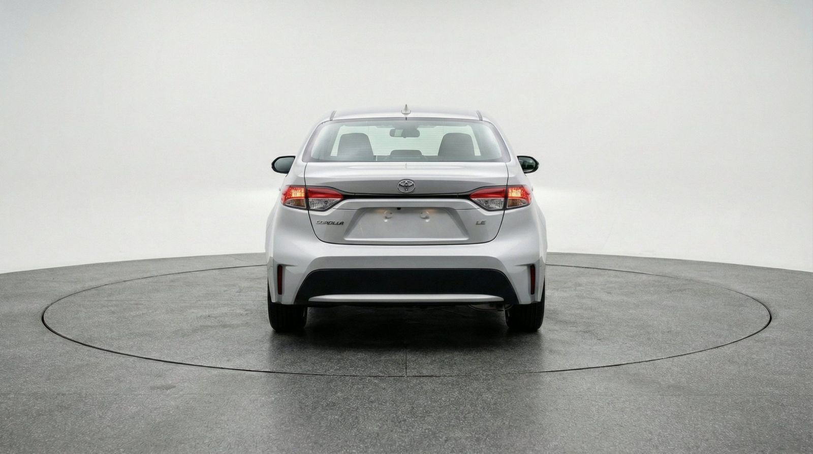 Used 2025 Toyota Corolla LE FWD image 7