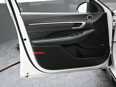 Used 2022 Hyundai Sonata Limited FWD image 38