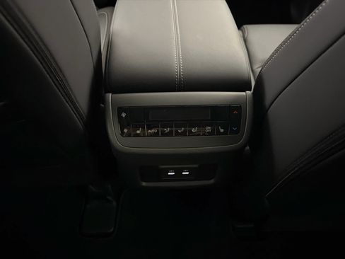 New 2026 Nissan Pathfinder SL w/ SL Premium Package FWD image 23