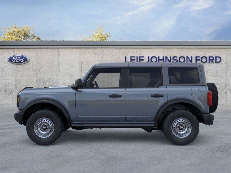 Used 2025 Ford Bronco 4-Door AWD/4WD image 3