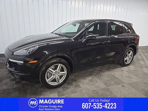 Used 2017 Porsche Cayenne Platinum Edition AWD/4WD image 7