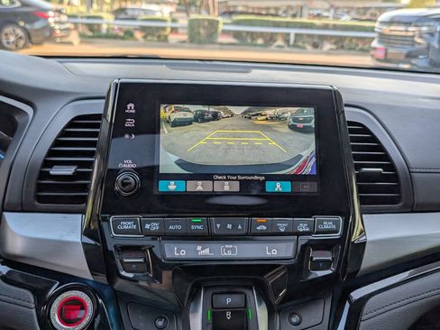Used 2021 Honda Odyssey Touring image 8