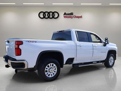 Used 2024 Chevrolet Silverado 2500 LTZ image 5