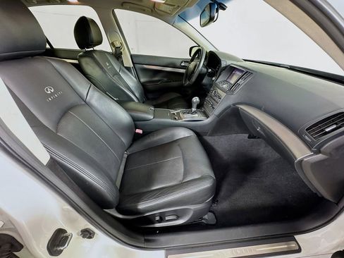 Used 2013 INFINITI G37 Journey w/ Premium Pkg RWD image 36