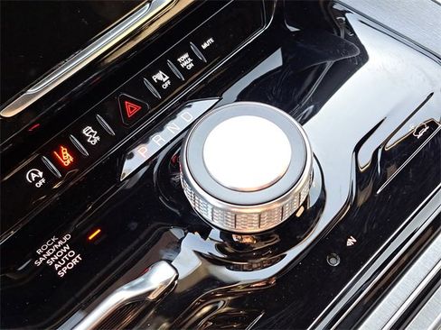 New 2026 Jeep Grand Wagoneer Base image 21