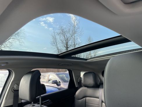 Used 2025 Kia Sportage SX Prestige image 38