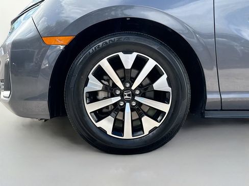 Used 2025 Honda Odyssey EX-L image 44