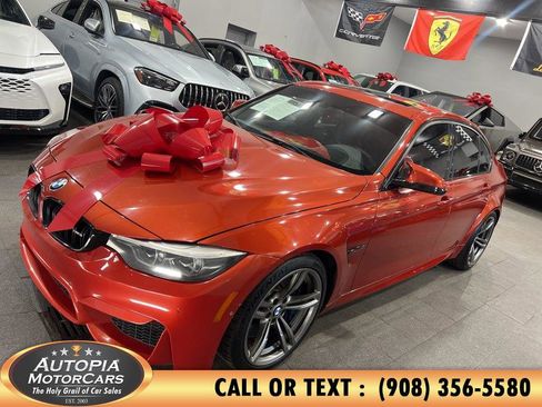 Used 2018 BMW M3 RWD image 2