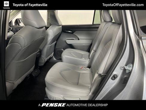 Certified 2026 Toyota Highlander XLE AWD/4WD image 27