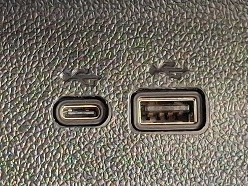 Used 2025 Chevrolet Traverse LT w/ LPO, Floor Liner Package AWD/4WD image 23