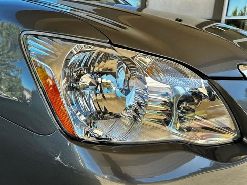 Used 2006 Toyota Avalon Limited FWD image 11